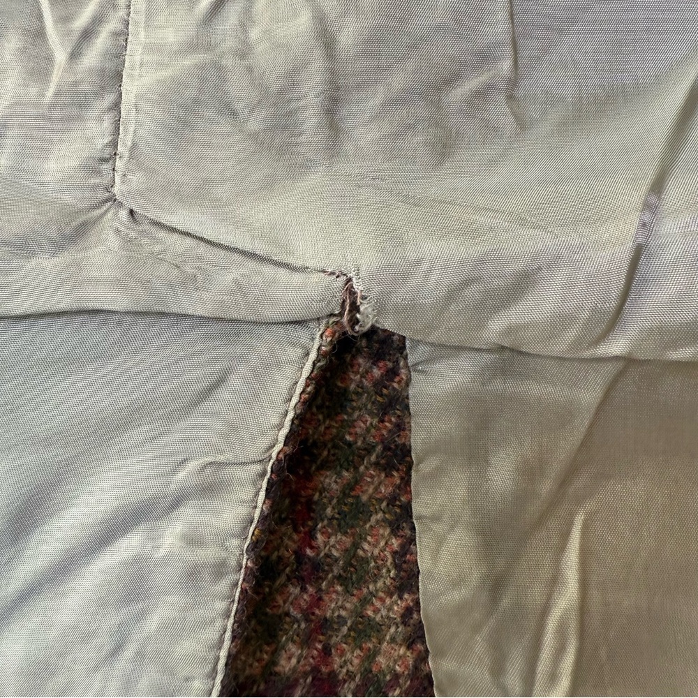 Ralph Lauren Olive Green Plaid Pencil Skirt with Subtle Burgundy Accents - Picture 7 of 10